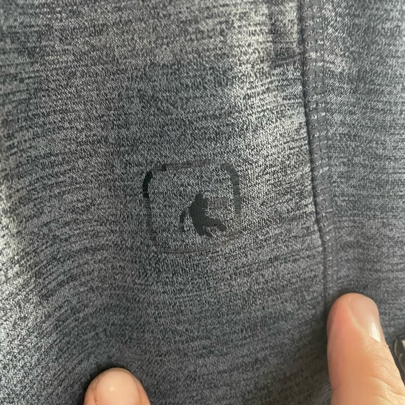 And 1 joggers. Very comfortable grey pants with side leg pocket. Size m - Picture 7 of 7